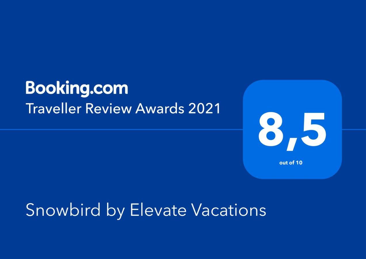 Snowbird Townhouses By Elevate Vacations Whistler Eksteriør billede